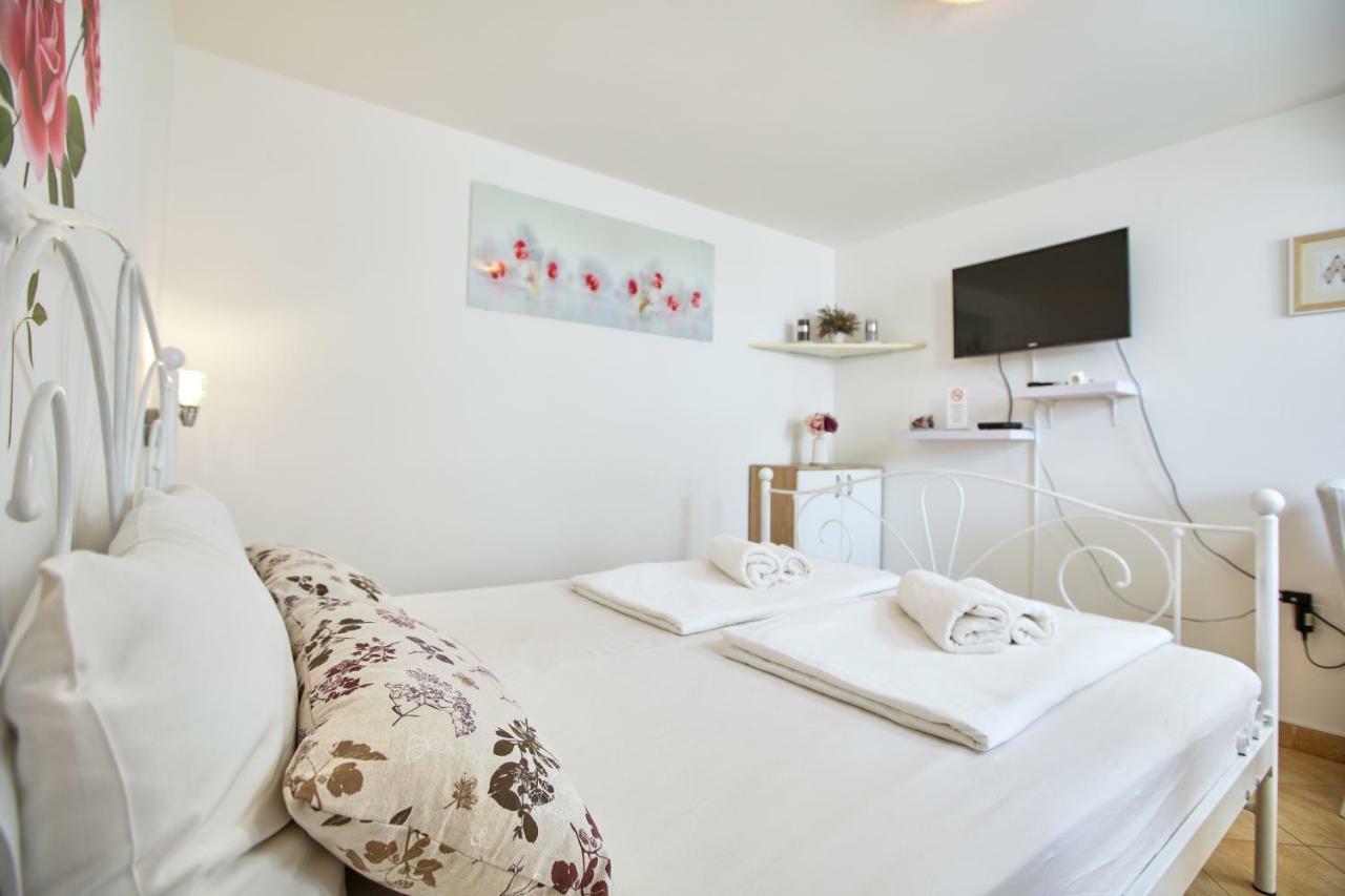Studio Kristic, Cozy Studio With A Terrace Dubrovnik Dış mekan fotoğraf